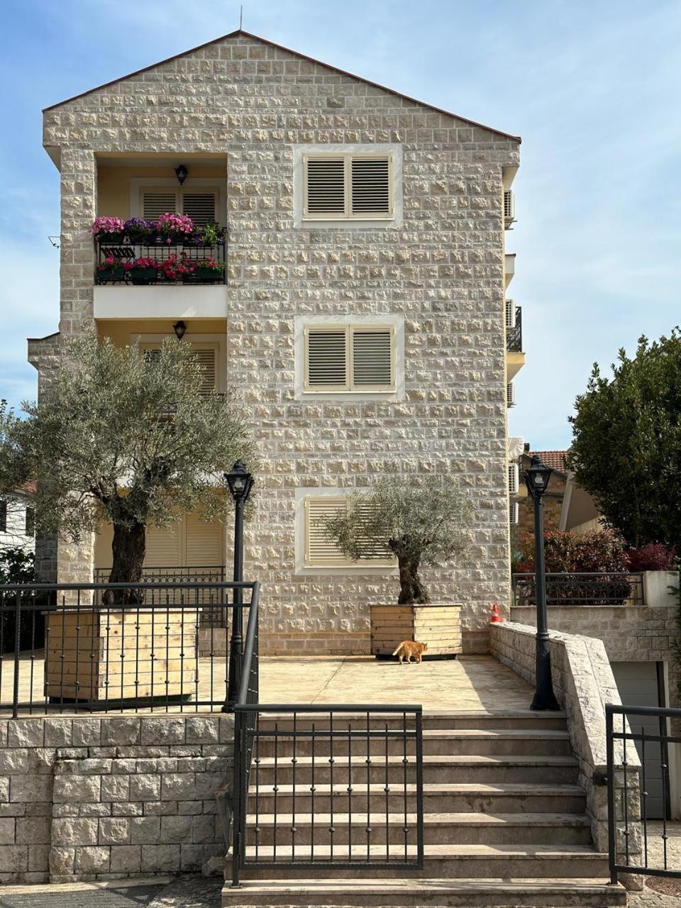 Apartman Tara Тиват Экстерьер фото